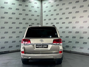 Toyota Land Cruiser, 2012г, передний привод, автомат
