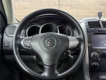 Suzuki Grand Vitara, 2011г, полный привод, автомат