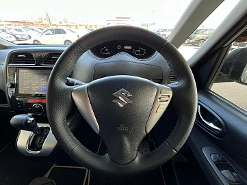 Suzuki Landy, 2012г, передний привод, автомат