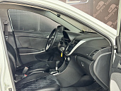 Hyundai Solaris, 2013г., передний привод, автомат