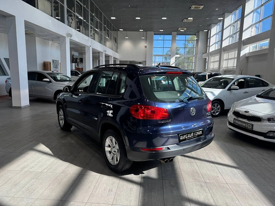 Volkswagen Tiguan, 2012г., полный привод, автомат