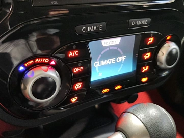 Nissan Juke, 2012г, передний привод, вариатор