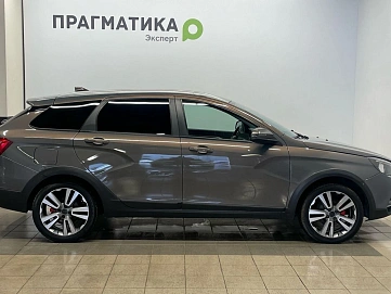 Lada (ВАЗ) Vesta, 2021г., передний привод, механика