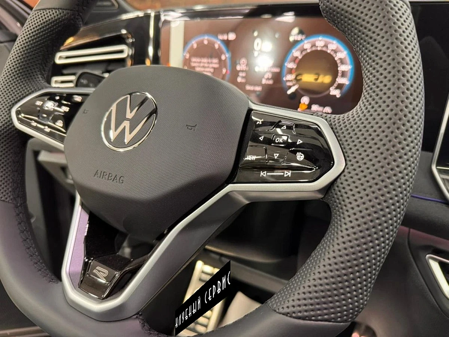 Volkswagen Tiguan, 2025г., полный привод, робот