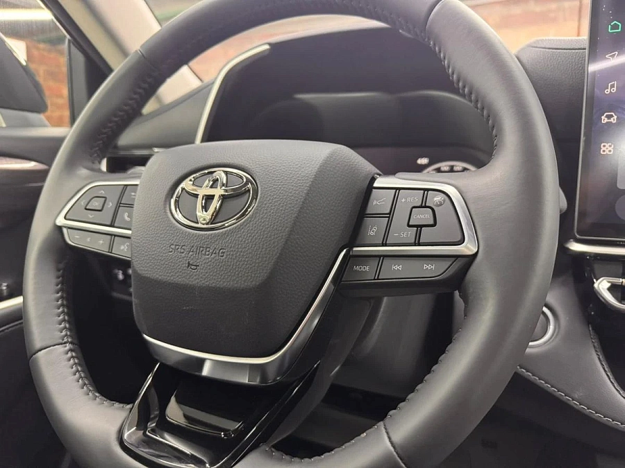 Toyota Highlander, 2025г., полный привод, автомат