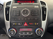 Kia Ceed, 2012г., передний привод, автомат