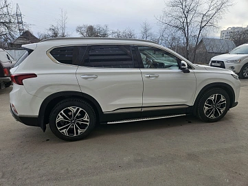 Hyundai Santa Fe, 2018г, передний привод, автомат
