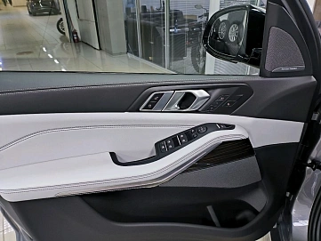 BMW X5, 2024г, полный привод, автомат
