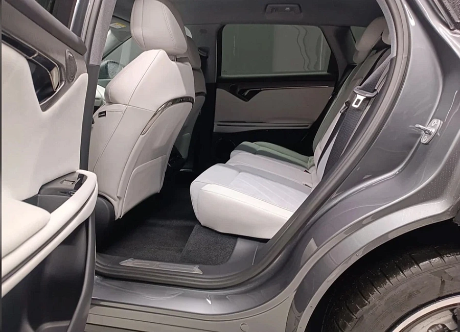 Voyah Free, 2024г., полный привод, автомат