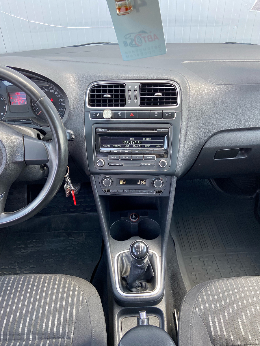 Volkswagen Polo, 2012г., передний привод, механика