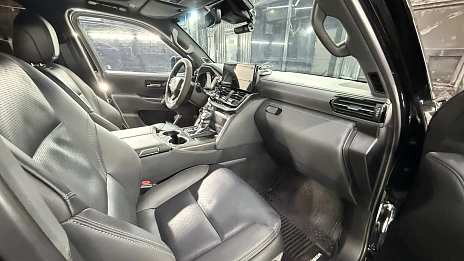 Toyota Land Cruiser, 2022г, полный привод, автомат