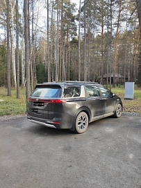 Kia Carnival, 2021г, передний привод, автомат