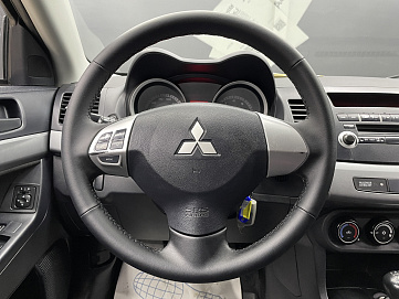 Mitsubishi Lancer, 2011г, передний привод, механика