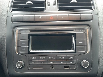 Volkswagen Polo, 2017г, передний привод, механика