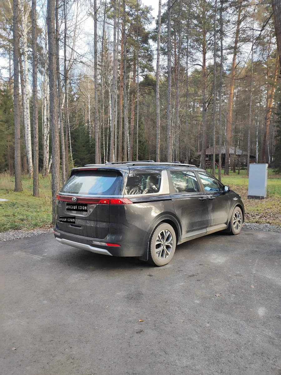 Kia Carnival, 2021г., передний привод, автомат