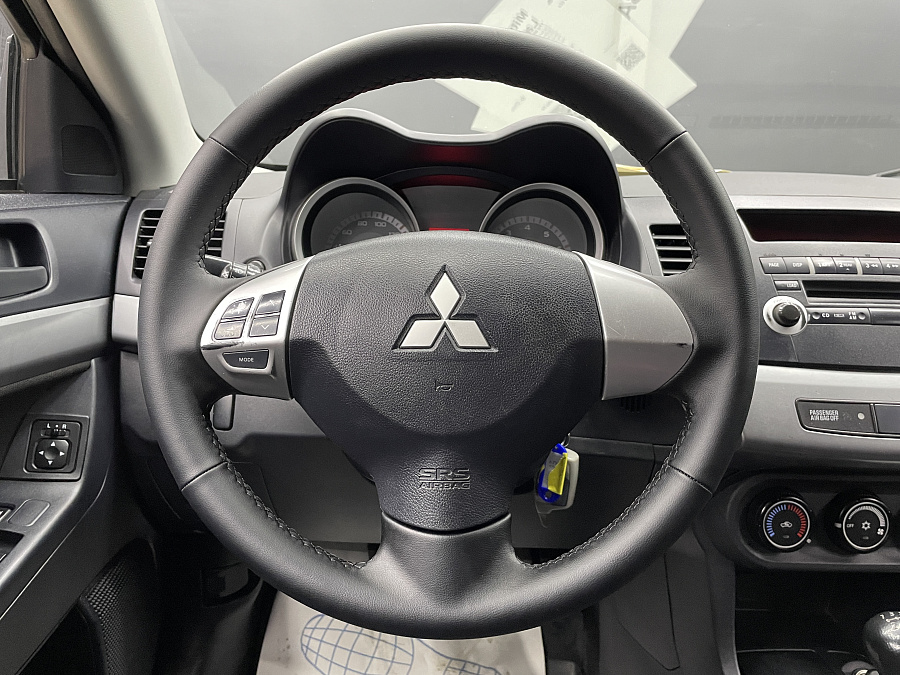 Mitsubishi Lancer, 2011г., передний привод, механика