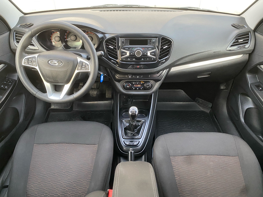 Lada (ВАЗ) Vesta, 2019г., передний привод, механика