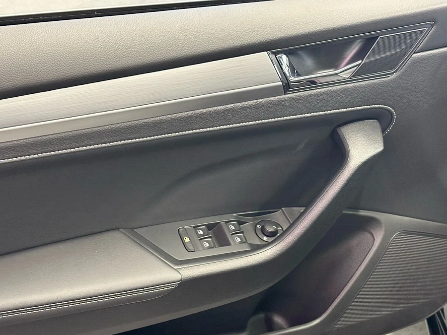 Skoda Superb, 2025г., передний привод, робот