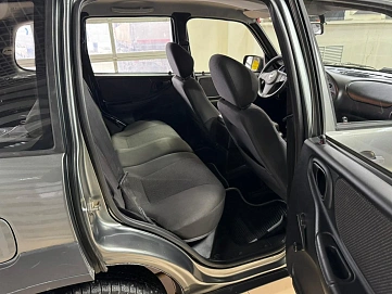 Chevrolet Niva, 2010г, полный привод, механика