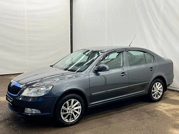 Skoda Octavia, 2010г, передний привод, робот
