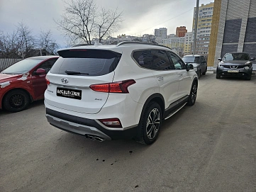 Hyundai Santa Fe, 2018г, передний привод, автомат