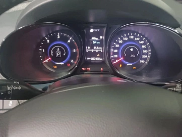 Hyundai Santa Fe, 2013г., передний привод, автомат