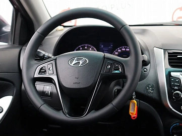 Hyundai Solaris, 2012г, передний привод, механика