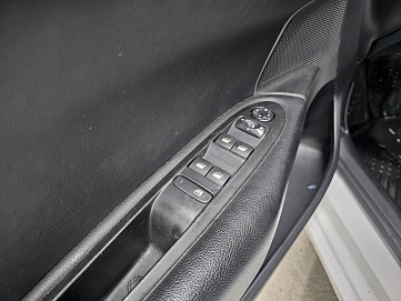 Citroen C4, 2013г, передний привод, автомат