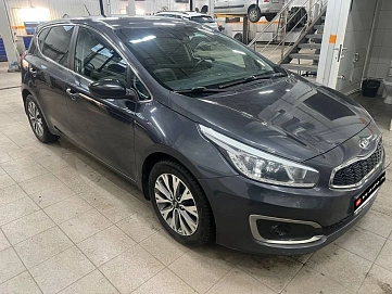 Kia Ceed, 2015г, передний привод, робот