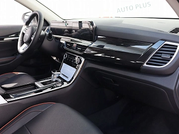 Kia Seltos, 2024г, передний привод, вариатор
