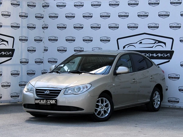 Hyundai Elantra, 2008г., передний привод, автомат