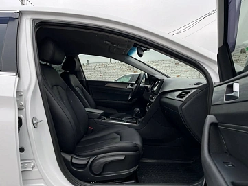 Hyundai Sonata, 2017г, передний привод, автомат