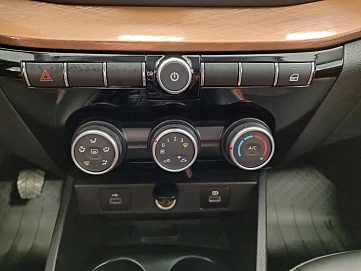 Lada (ВАЗ) Vesta, 2023г, передний привод, механика