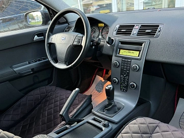 Volvo S40, 2008г, передний привод, механика