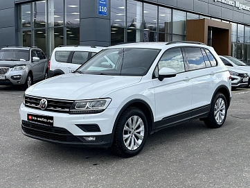 Volkswagen Tiguan, 2020г, полный привод, робот