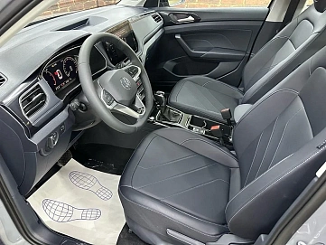 Volkswagen Tharu, 2025г, передний привод, робот