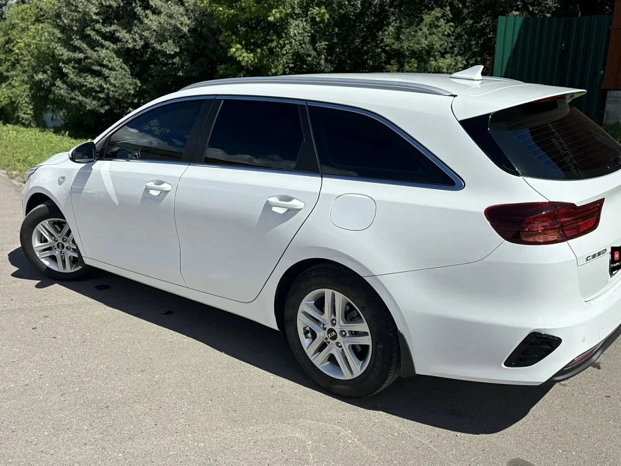 Kia Ceed, 2021г., передний привод, автомат