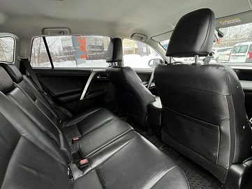 Toyota RAV4, 2018г, полный привод, автомат