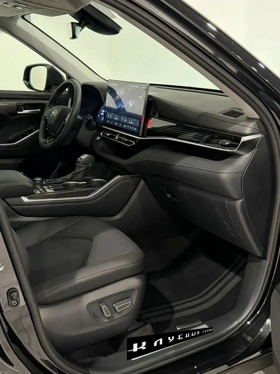 Toyota Highlander, 2025г., полный привод, автомат