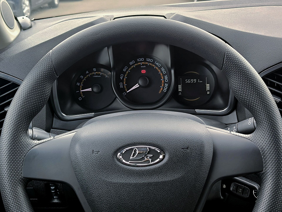 LADA_ВАЗ , 2021г., передний привод, механика