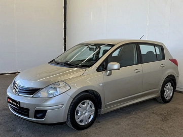 Nissan Tiida, 2011г, передний привод, механика