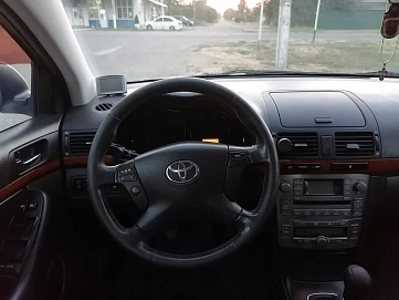 Toyota Avensis, 2008г, передний привод, механика