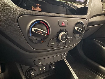 Hyundai Solaris, 2017г, передний привод, механика