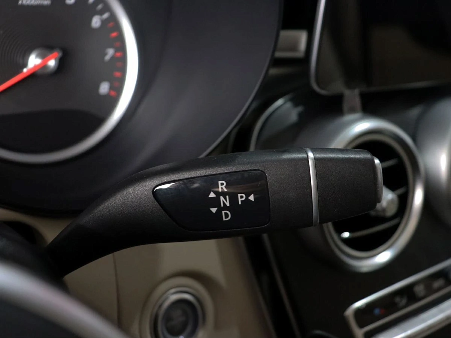 Mercedes-Benz GLC, 2022г., полный привод, автомат