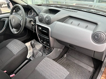 Renault Duster, 2013г, передний привод, механика