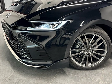 Toyota Camry, 2025г, передний привод, вариатор