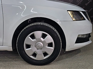 Skoda Octavia, 2019г, передний привод, автомат