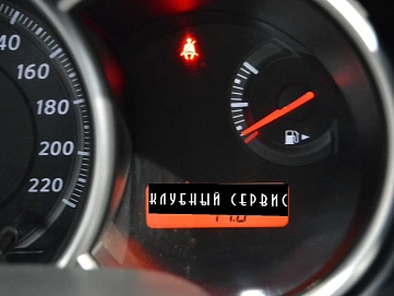 Nissan Tiida, 2013г, передний привод, автомат