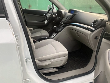 Chevrolet Orlando, 2012г, передний привод, автомат