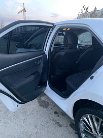 Toyota Corolla, 2014г, передний привод, вариатор